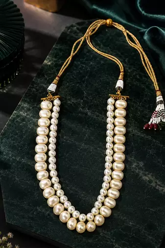 Double strand white beige pearl necklace