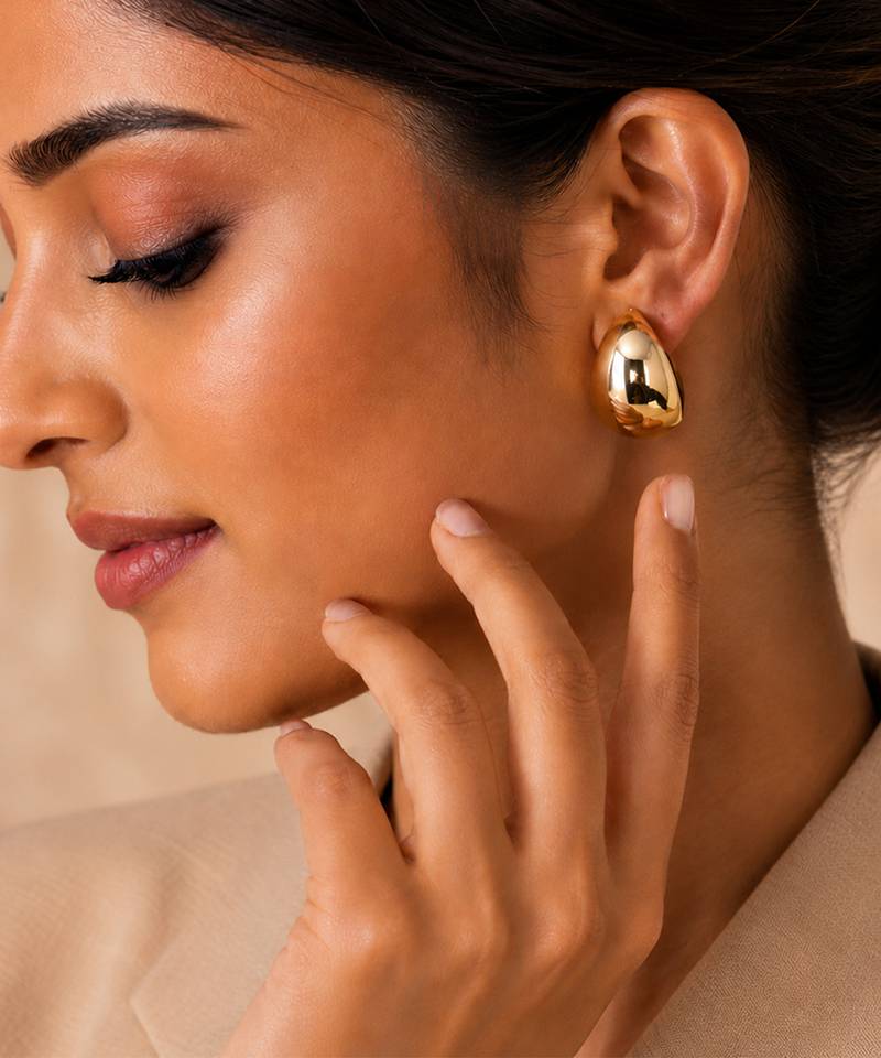 Metallic gold high polish huggie hoops earrings