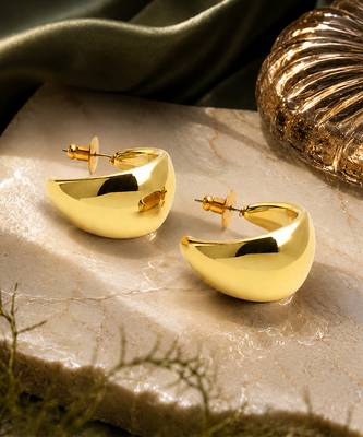Metallic gold high polish huggie hoops earrings 3