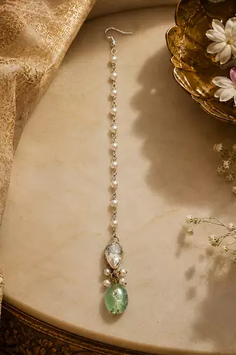 Gold pearl chain mint green jadau stone maang tikka