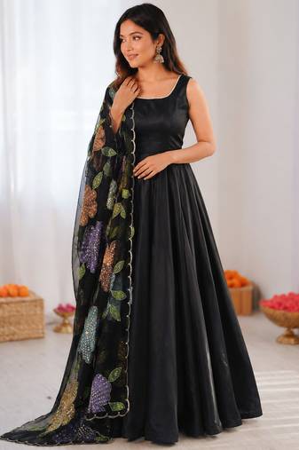 Black crepe silk thread with sequence salwar suit