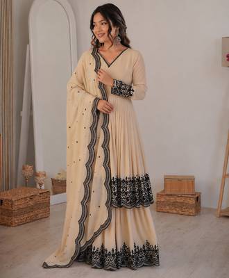 Cream georgette thread embroidered plazzo suit 2