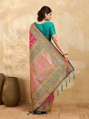 Pink Jacquard Silk Rich Woven Zari Border With Traditional Paisley Design Saree For Women 2