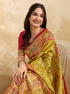 Parrot Jacquard Silk Rich Woven Zari Border With Traditional Paisley Design Saree For Women 4