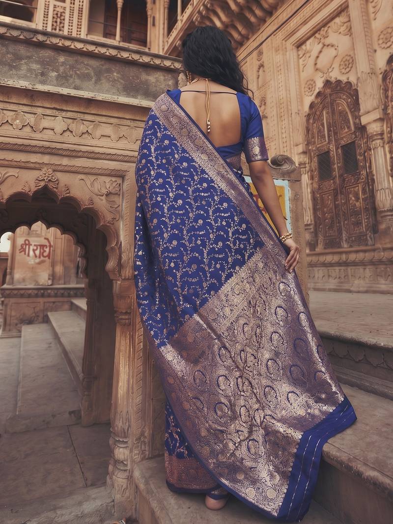 Blue art silk saree with blouse piece