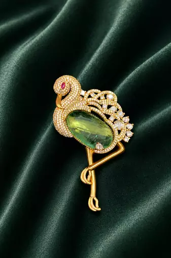Luxury flamingo bird green crystal & cz stone gold plated designer brooch pin