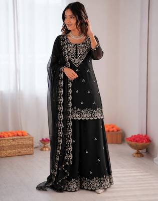 Black georgette thread with sequence plazzo suit 2