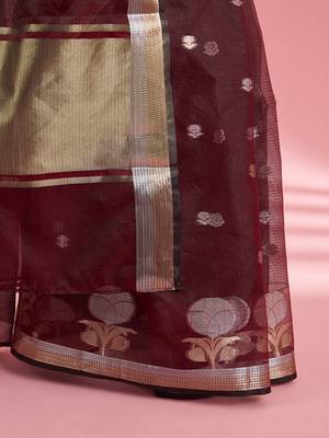 Dark maroon premium kota doria silk saree with zari work 4