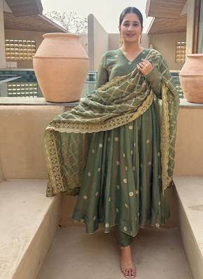 Mahendi moss fendy party wear embroidery anarkali suit set 1