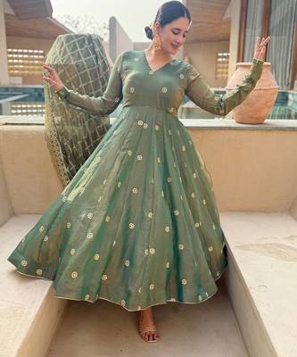 Mahendi moss fendy party wear embroidery anarkali suit set 4