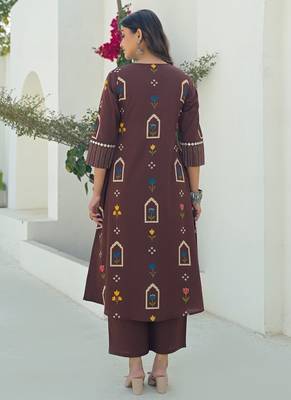 Brown printed kurta with trousers & dupatta set for women 2