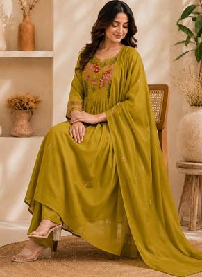 Pure cotton floral print yellow kurta & pant with dupatta set for women 3