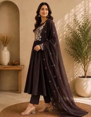 Coffee brown embroidered cotton kurta with pant & dupatta set for women 3