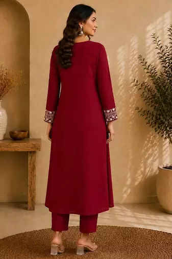 Maroon embroidered cotton kurta with pant & dupatta set for women