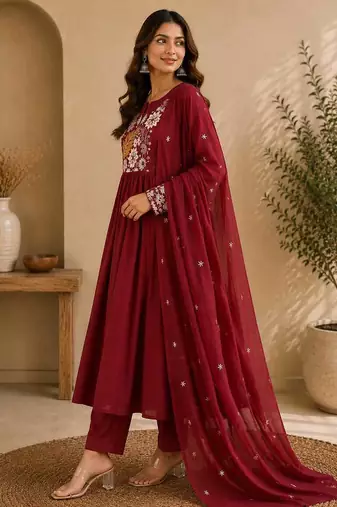 Maroon embroidered cotton kurta with pant & dupatta set for women