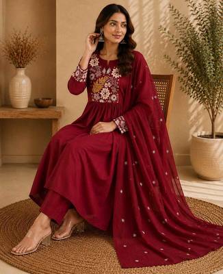 Maroon embroidered cotton kurta with pant & dupatta set for women 4
