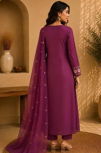 Mauve pink embroidered cotton kurta with pant & dupatta set for women