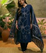 Blue cotton floral print kurta & trousers with dupatta set for women