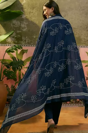 Blue cotton floral print kurta & trousers with dupatta set for women