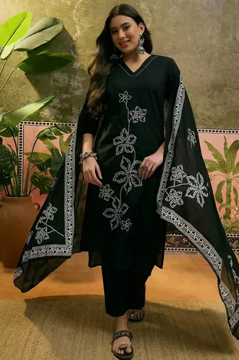 Black cotton floral print kurta & trousers with dupatta set for women