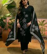 Black cotton floral print kurta & trousers with dupatta set for women