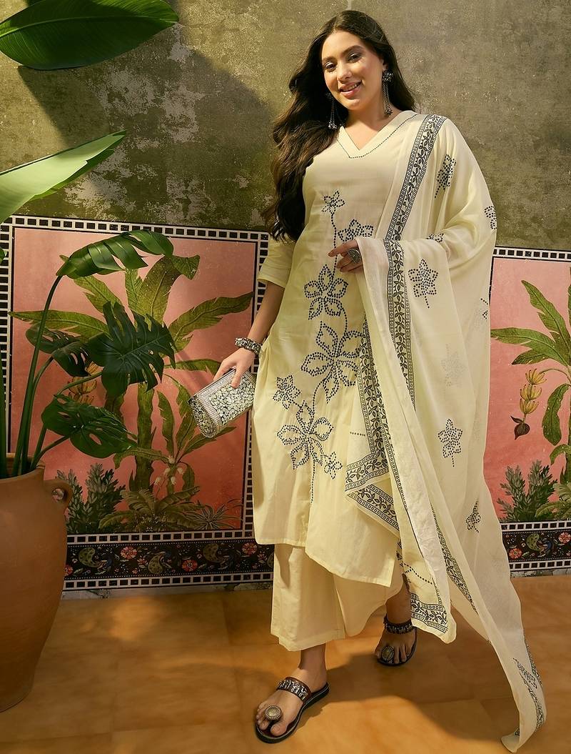 Off-white cotton floral print kurta & trousers with dupatta set for women