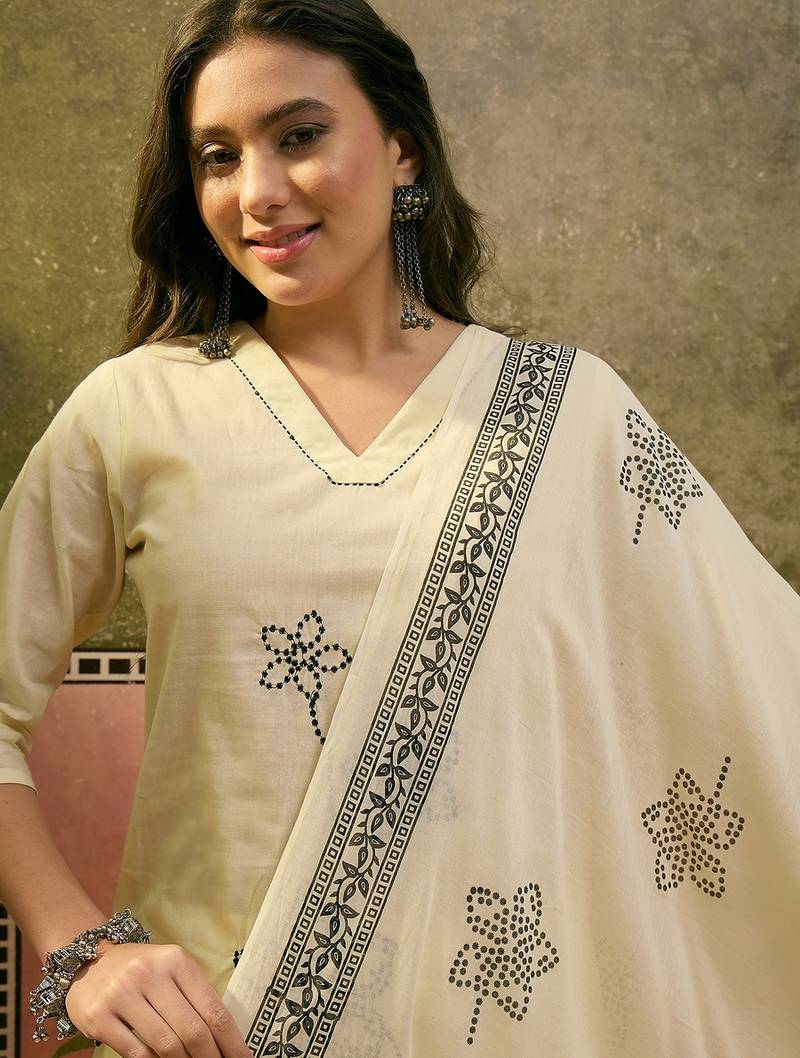 Off-white cotton floral print kurta & trousers with dupatta set for women