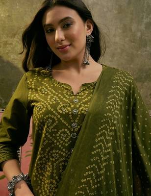 Olive green cotton printed kurta & trousers with dupatta set for women 5