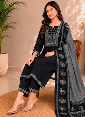 Black cotton kurta pant & dupatta set for women 4