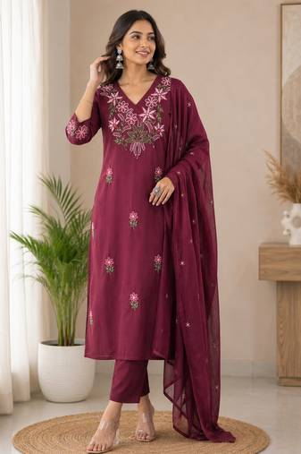 Purple embroidered cotton kurta with pant & dupatta set for women