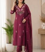Purple embroidered cotton kurta with pant & dupatta set for women