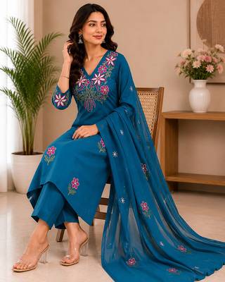 Rama green embroidered cotton kurta with pant & dupatta set for women 4