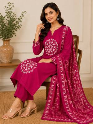 Pure cotton floral print pink kurta & pant with dupatta set for women 4