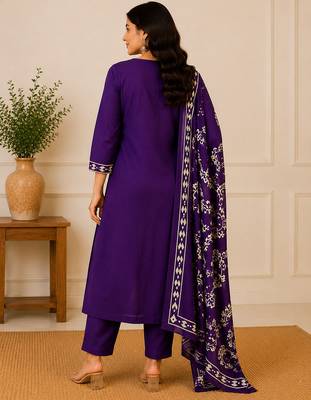 Pure cotton floral print purple kurta & pant with dupatta set for women 2