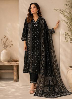 Pure cotton printed black kurta & pant with dupatta set for women 1
