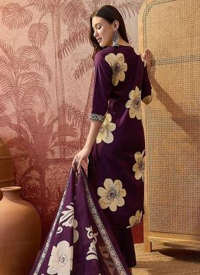 Purple cotton floral print kurta & trousers with dupatta set for women 2