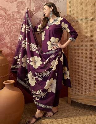 Purple cotton floral print kurta & trousers with dupatta set for women 3