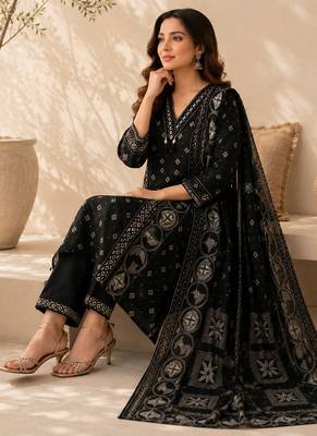 Pure cotton printed black kurta & pant with dupatta set for women 4