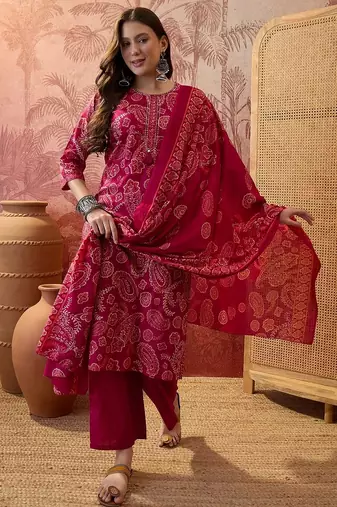 Pink cotton floral print kurta & trousers with dupatta set for women
