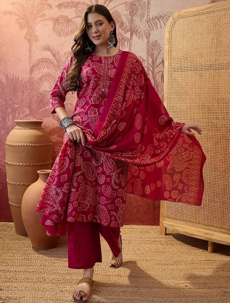 Pink cotton floral print kurta & trousers with dupatta set for women