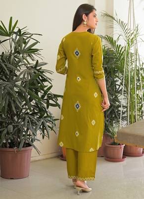 Mustard yellow pure cotton kurta, pant & dupatta set for women 2