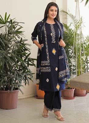 Navy blue pure cotton kurta, pant & dupatta set for women 3