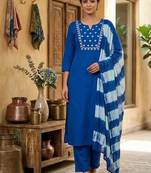 Blue straight kurta with trousers & dupatta set for women