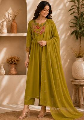 Pure cotton floral print yellow kurta & pant with dupatta set for women 5