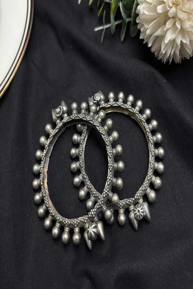 Oxidized Silver Plated Brass Bangle | Tribal Statement Bracelet | Screw Hinge Kada 