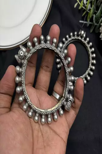 Oxidized Silver Plated Brass Bangle | Tribal Statement Bracelet | Screw Hinge Kada 