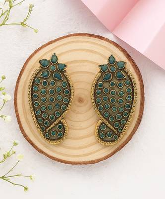 Gold plated green stone stud earrings 2