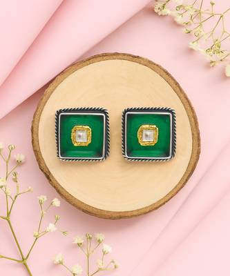 Silver plated green stone stud earrings 2