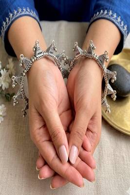oxidised Silver Plated Tribal cuff Bangles, Oxidized Ghungroo domb Bracelet 1