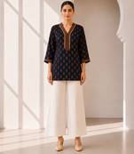 Philauri women's navy blue printed short kurti